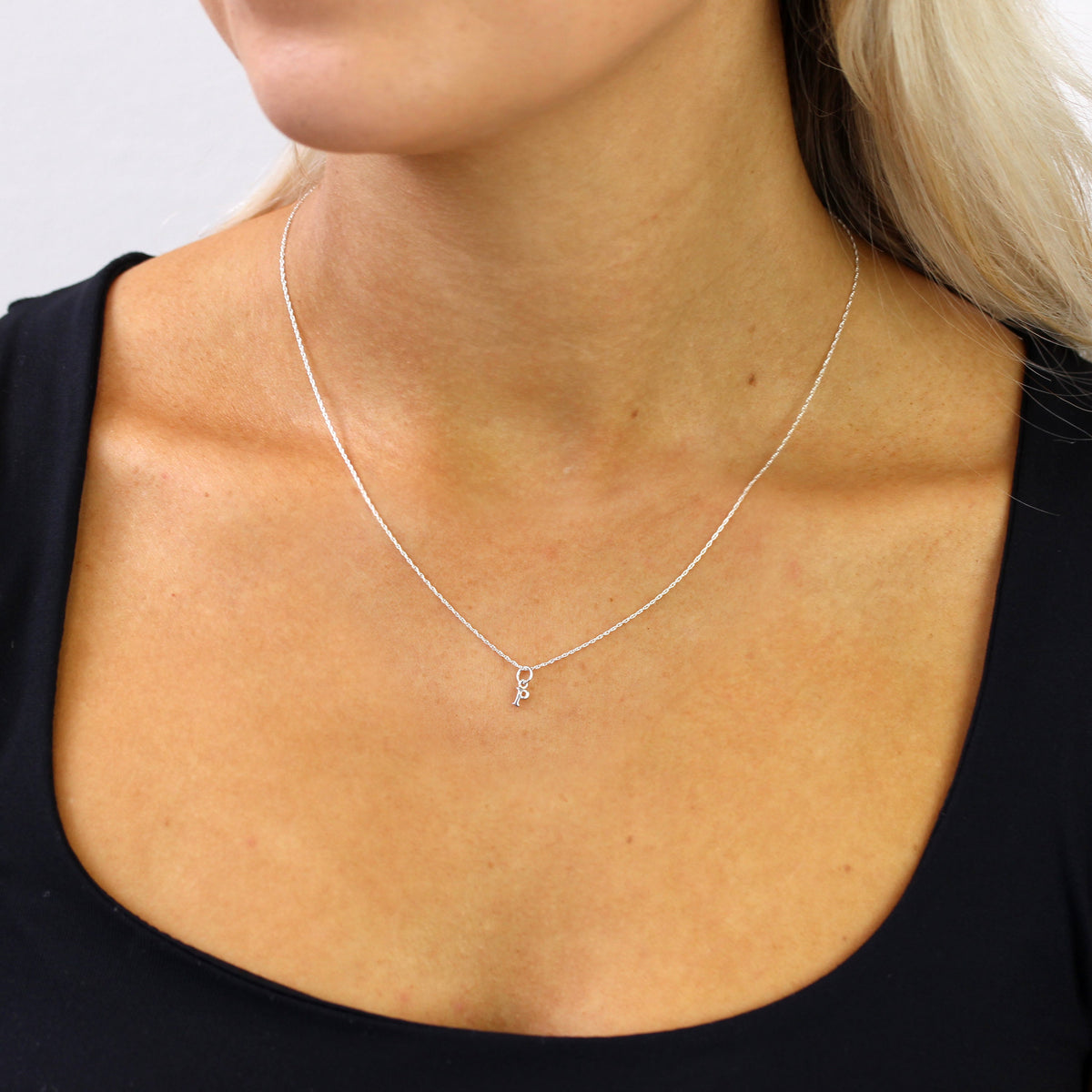 Collier avec pendentif minuscule en argent sterling avec lettre P de l'alphabet, 35 à 55 cm