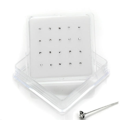 Lot de 20 clous de nez en argent sterling sertis de 4 griffes et d'oxydes de zirconium de 2 mm