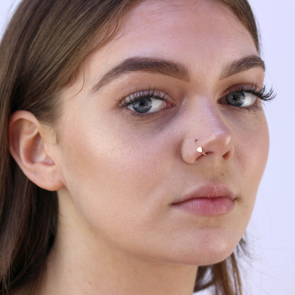 Anneau de nez ouvert en or 9 carats avec cœur plat