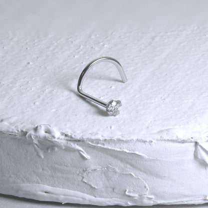 Piercing de nez à vis en or blanc 9 carats avec cristaux de zircone cubique