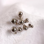 Boucles d'oreilles à tige en or blanc 9 carats