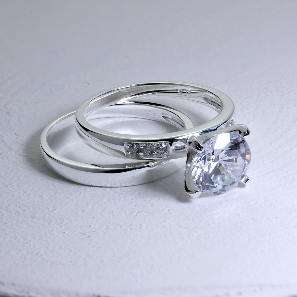 Ensemble bague de fiançailles et alliance en argent sterling et cristal CZ