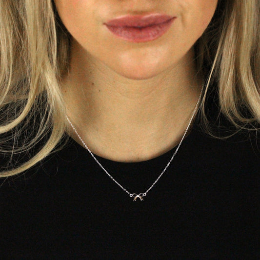 Collier en argent sterling avec nœud en ruban et chaîne de 45 cm