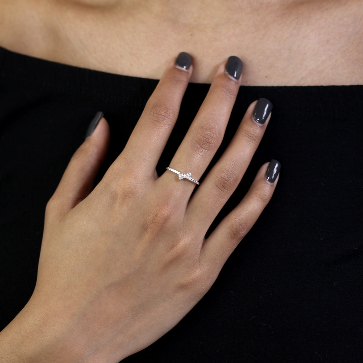 Bague en argent sterling 1 mm avec nœud en cristal CZ - Tailles 49 à 65