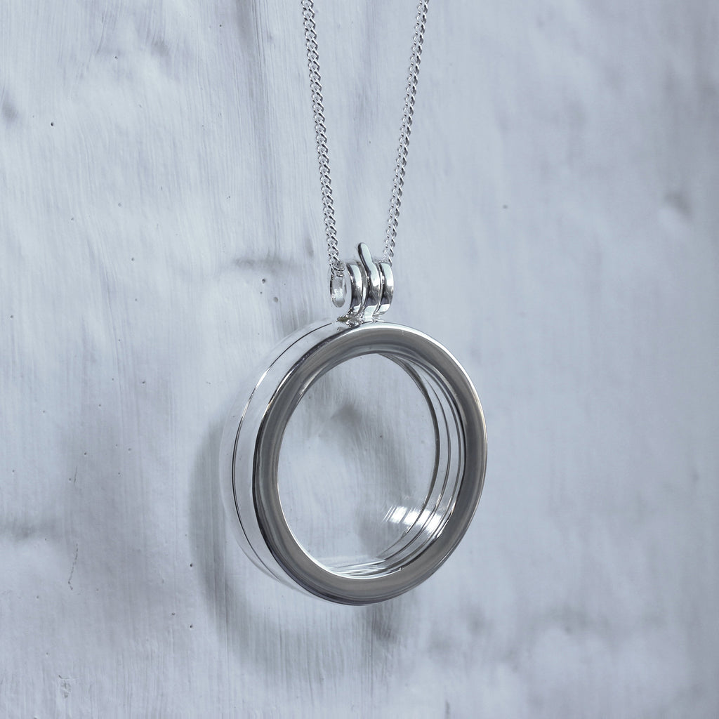 Grand médaillon flottant rond en argent sterling sur chaîne de 40 à 61 cm