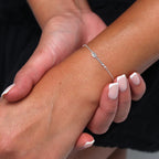 Bracelet flèche en argent sterling et diamants véritables de 18 cm