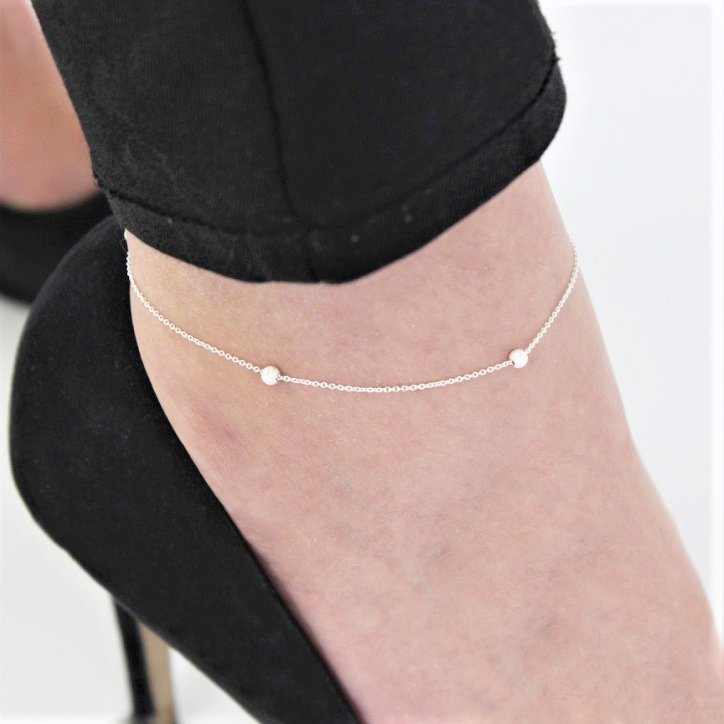 Chaîne de cheville Belcher en argent sterling avec 3 perles givrées