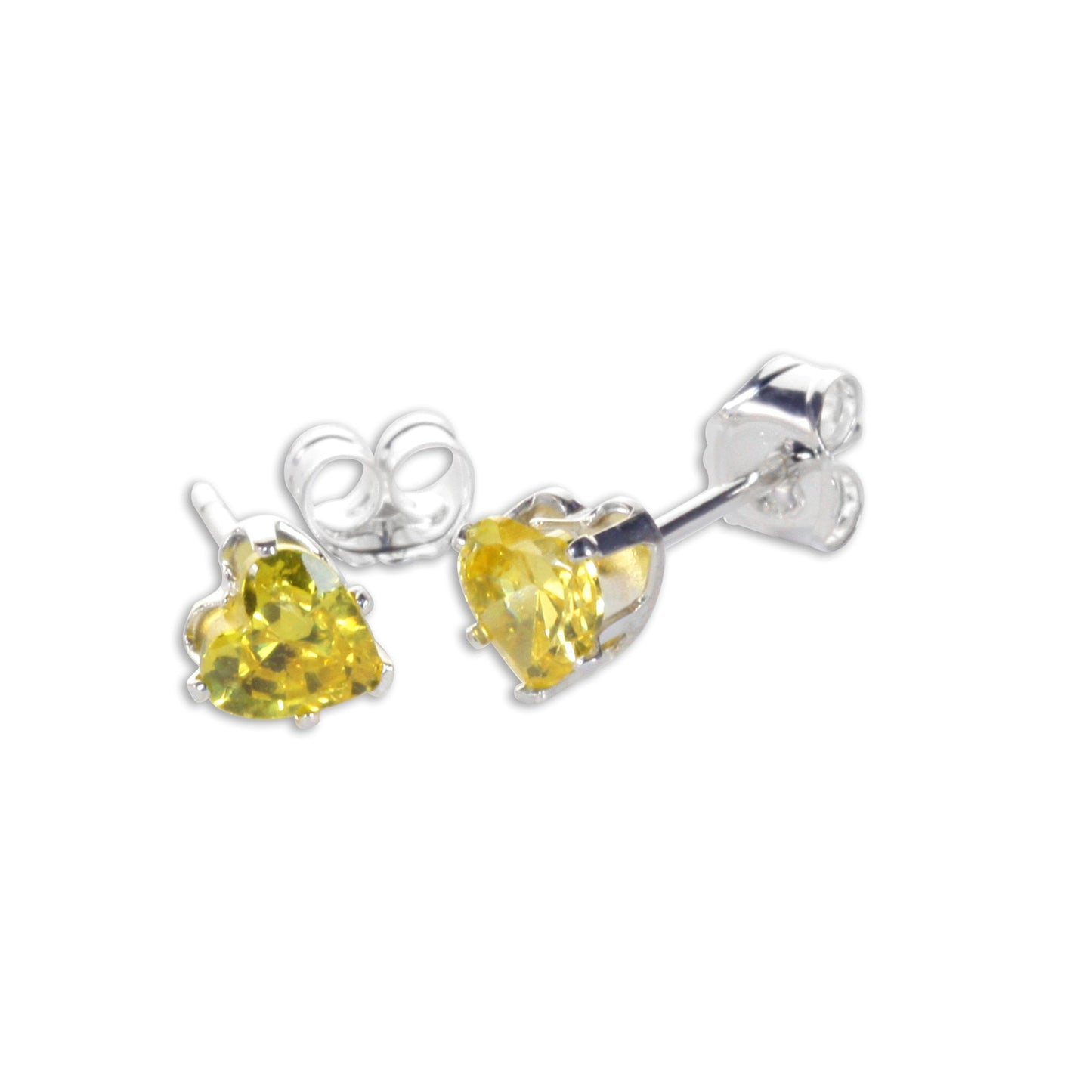 Boucles d'oreilles à tige en argent sterling avec cœur en zircone cubique de 4 mm