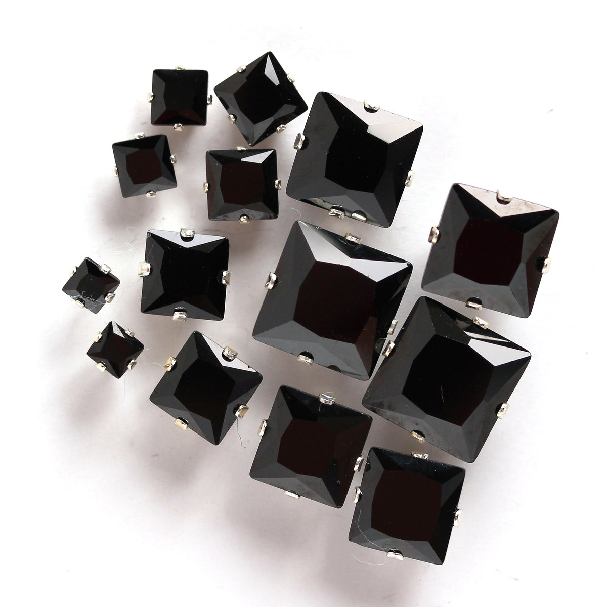 Boucles d'oreilles à tige carrées en argent sterling et oxyde de zirconium