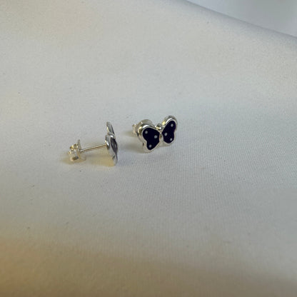 Boucles d'oreilles à tige en argent sterling avec papillon émaillé violet