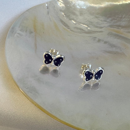 Boucles d'oreilles à tige en argent sterling avec papillon émaillé violet
