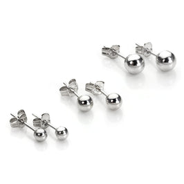 Ensemble de boucles d'oreilles classiques à tige en or blanc 9 carats