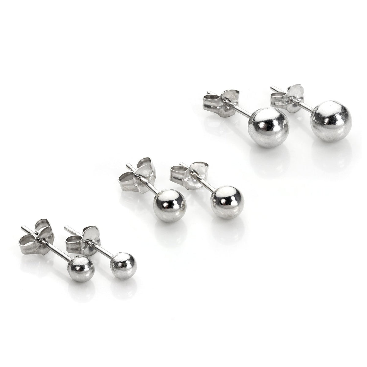 Ensemble de boucles d'oreilles classiques à tige en or blanc 9 carats