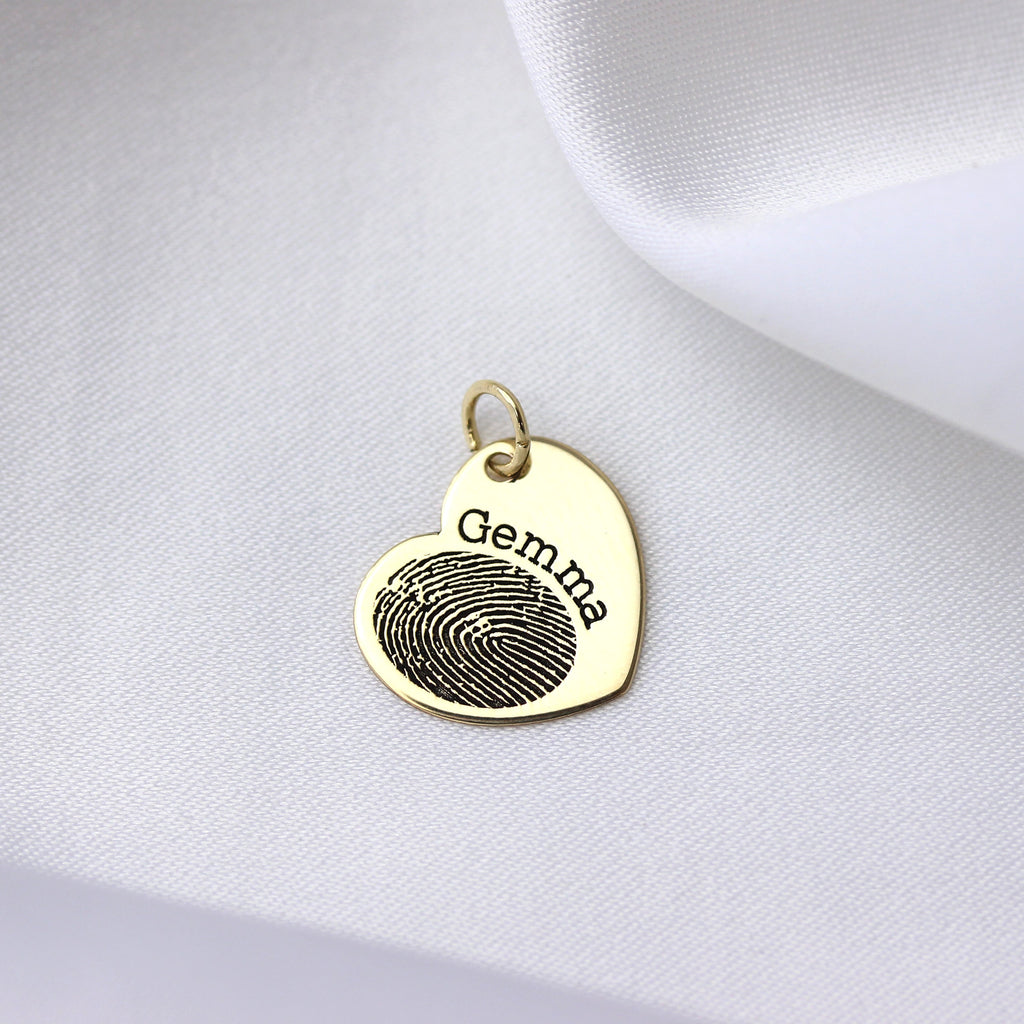 Breloque personnalisée en forme de cœur avec empreinte digitale en or 9 carats
