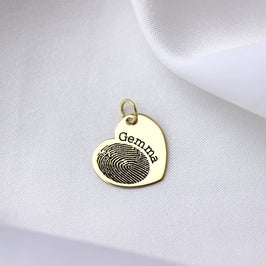Breloque personnalisée en forme de cœur avec empreinte digitale en or 9 carats