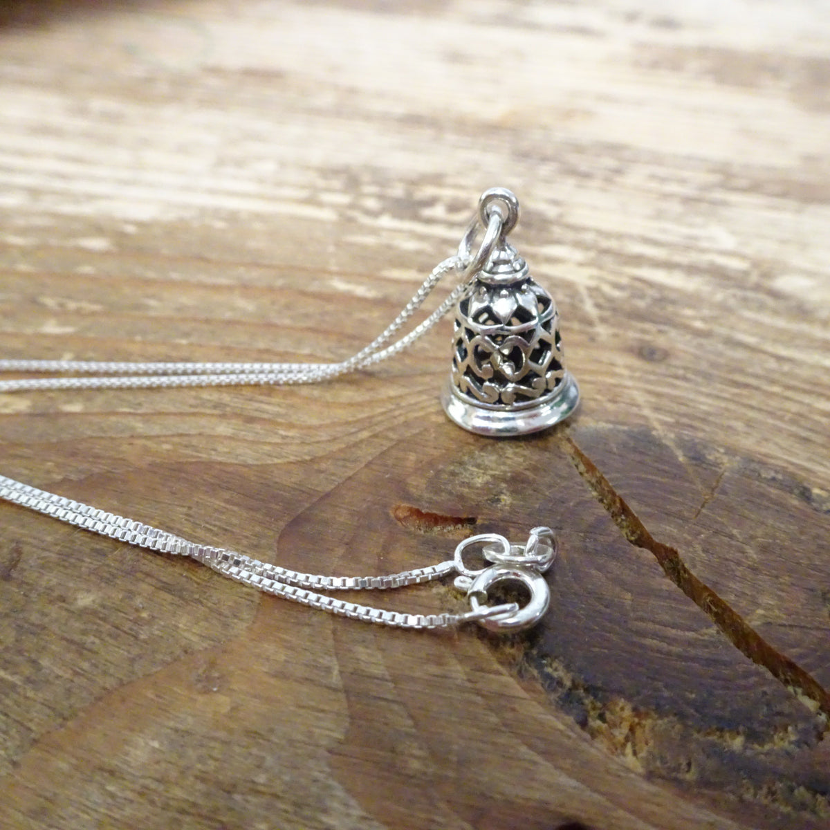 Collier pendentif cloche 3D en argent sterling de 35 à 55 cm