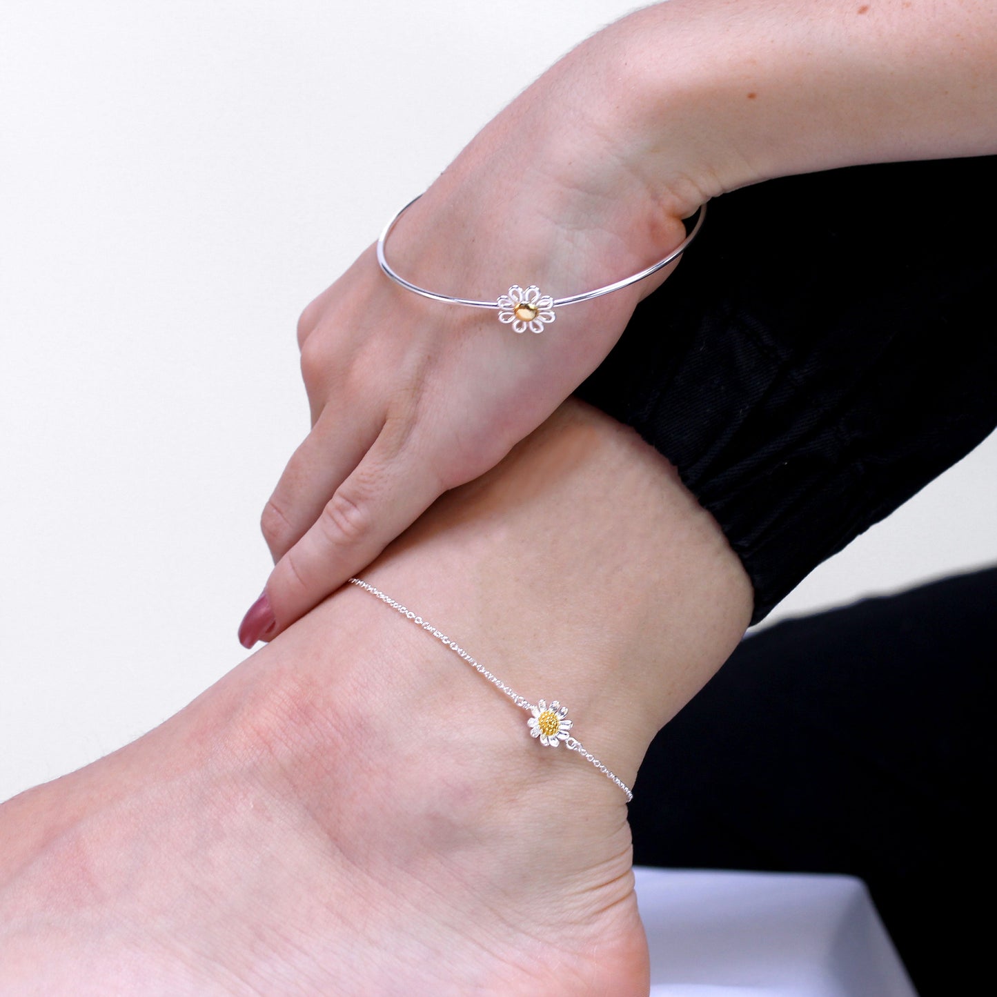 Bracelet jonc marguerite en argent sterling