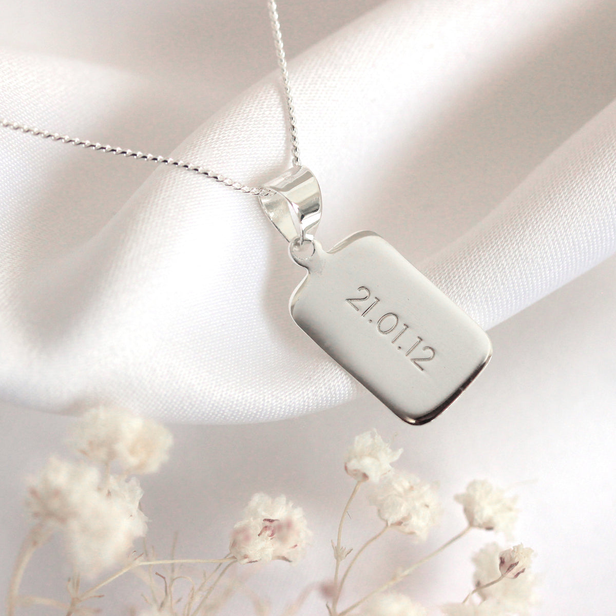 Collier pendentif rectangulaire en argent sterling gravable de 35 à 55 cm