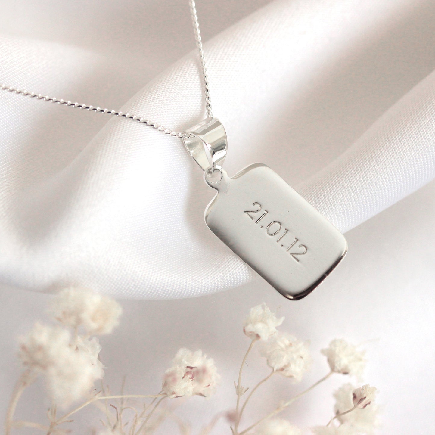 Collier pendentif rectangulaire en argent sterling gravable de 35 à 55 cm
