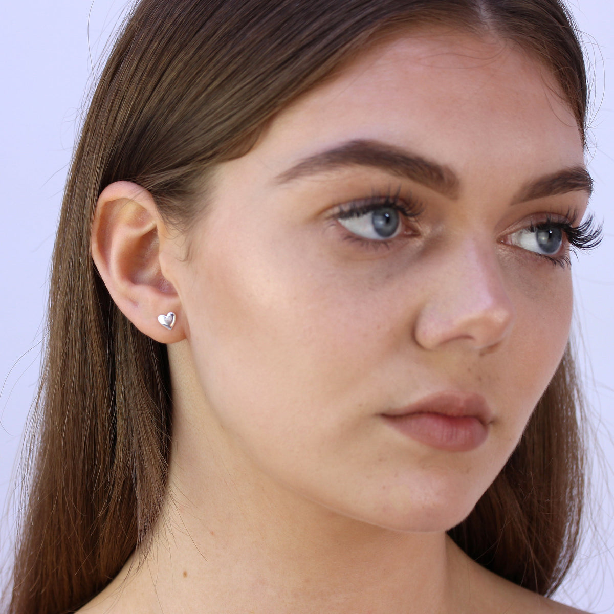 Boucles d'oreilles à tige en argent sterling en forme de cœur