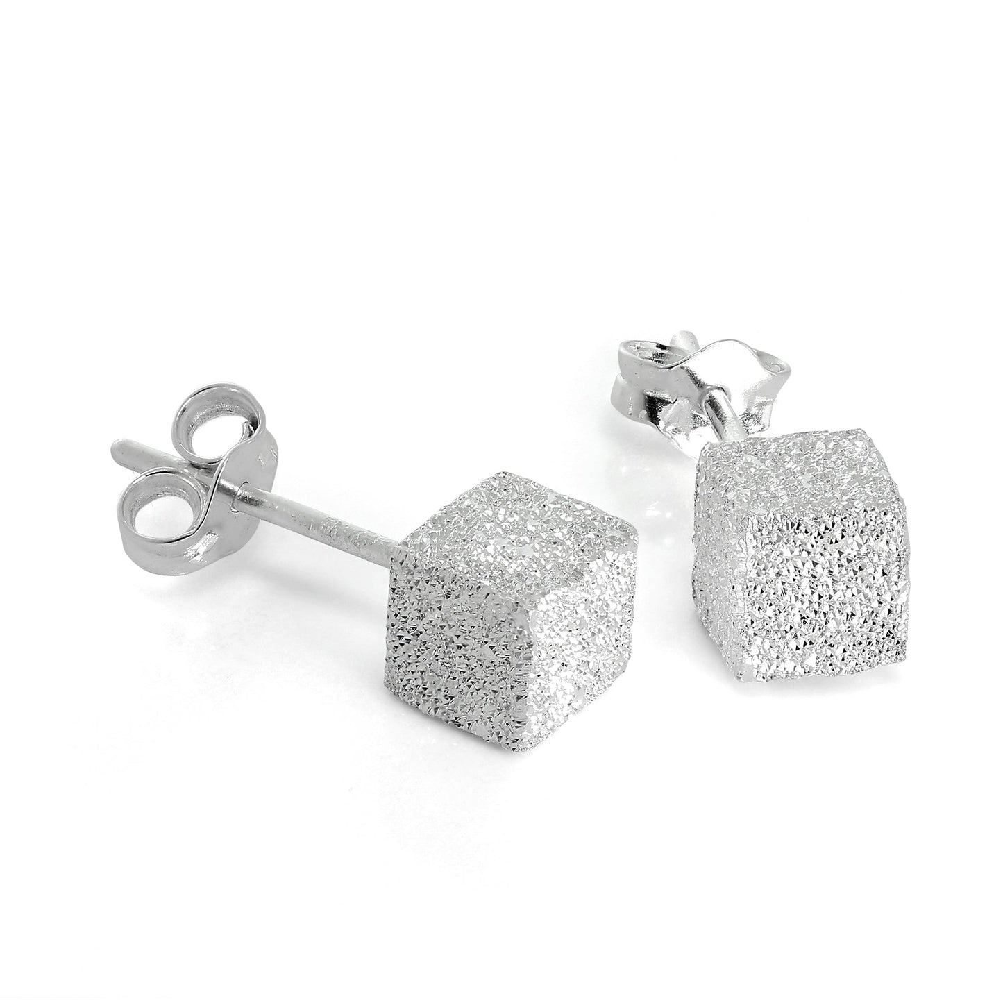 Boucles d'oreilles à tige cubiques en argent sterling givré 5 mm - 7 mm