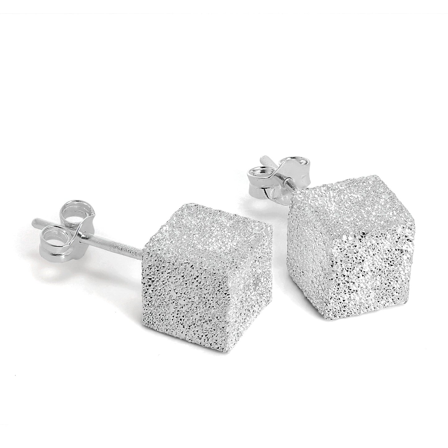 Boucles d'oreilles à tige cubiques en argent sterling givré 5 mm - 7 mm