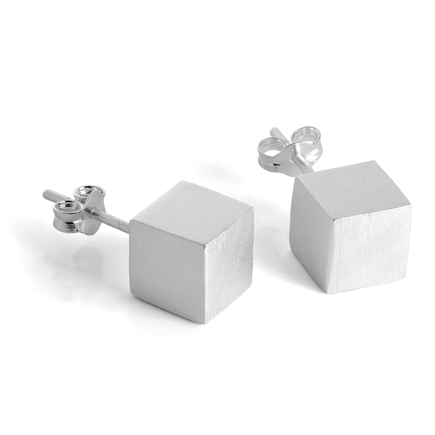 Boucles d'oreilles à tige cubiques en argent sterling brossé 4 mm - 7 mm