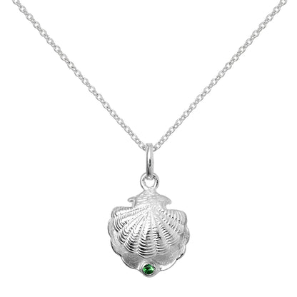 Collier en argent sterling avec coquille d'huître et pierre de naissance émeraude en cristal CZ