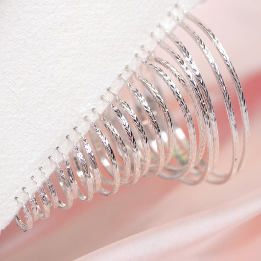 Boucles d'oreilles créoles carrées en argent sterling taille diamant de 2 mm (12 mm à 70 mm)