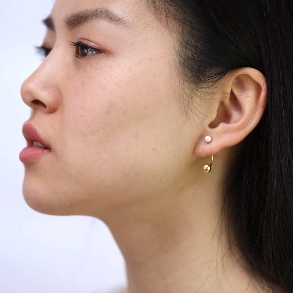 Boucles d'oreilles créoles et boules en argent sterling plaqué or avec perles