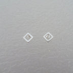 Boucles d'oreilles à tige ouvertes en argent sterling en forme de diamant