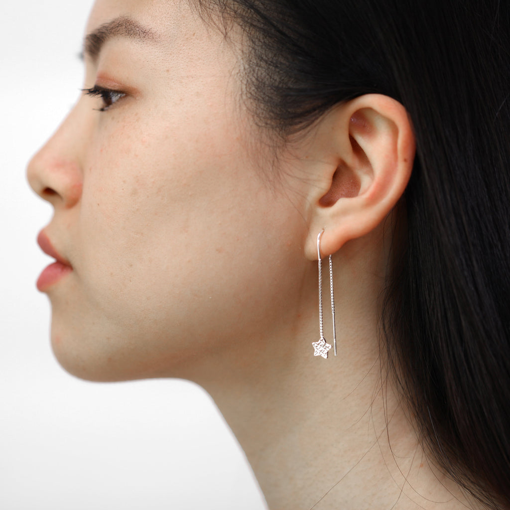 Boucles d'oreilles à enfiler en argent sterling avec étoile taille diamant