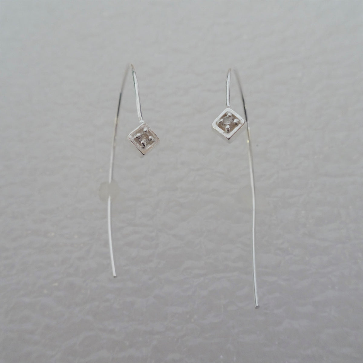 Boucles d'oreilles à enfiler en argent sterling et cristal CZ transparent