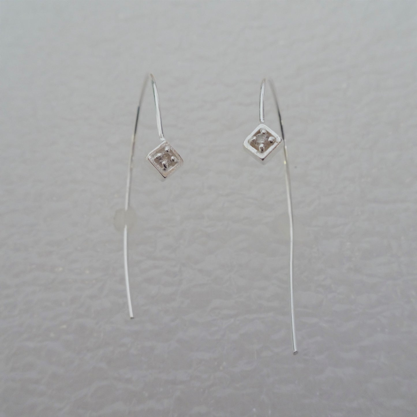 Boucles d'oreilles à enfiler en argent sterling et cristal CZ transparent