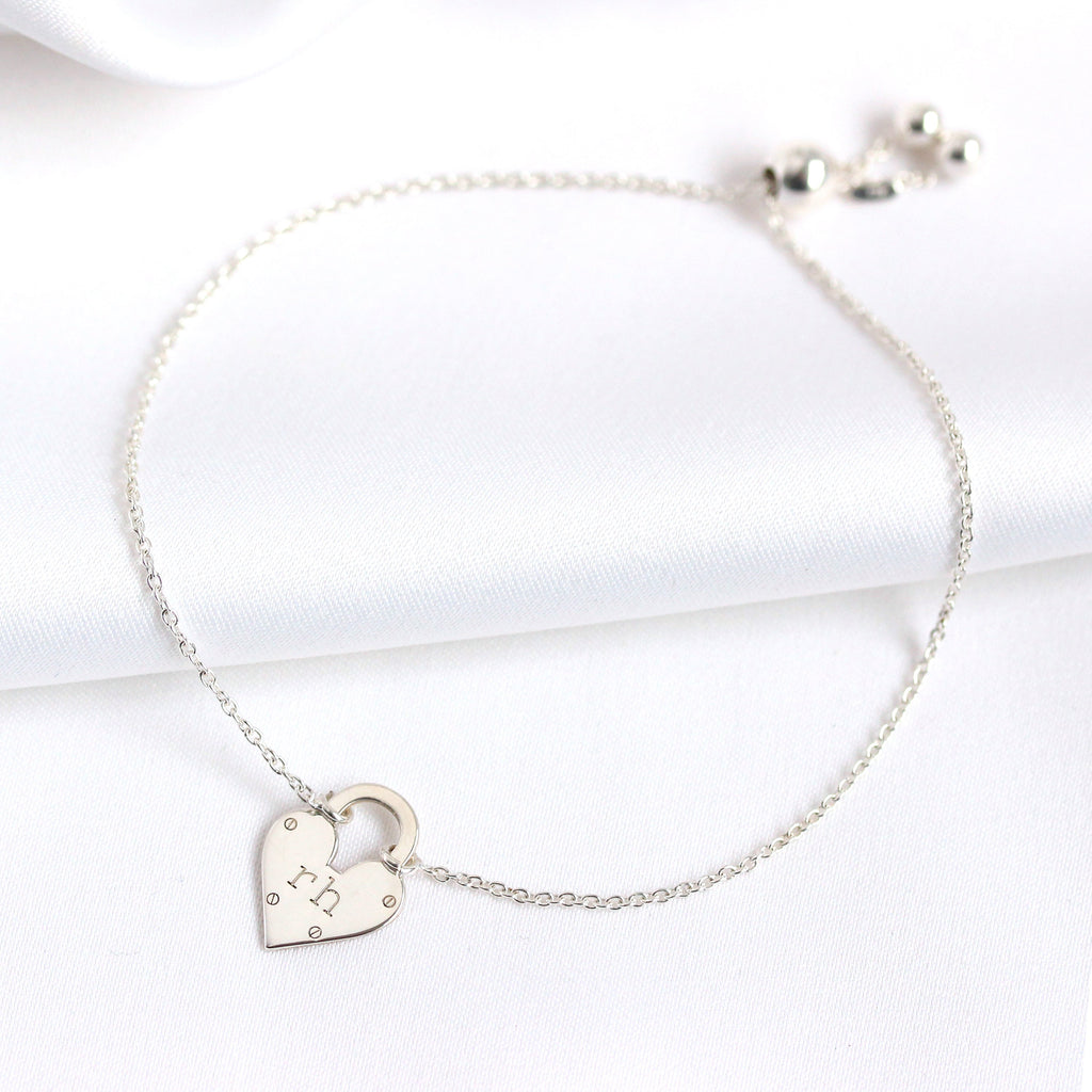 Bracelet personnalisé en argent sterling avec cadenas en forme de cœur et initiales