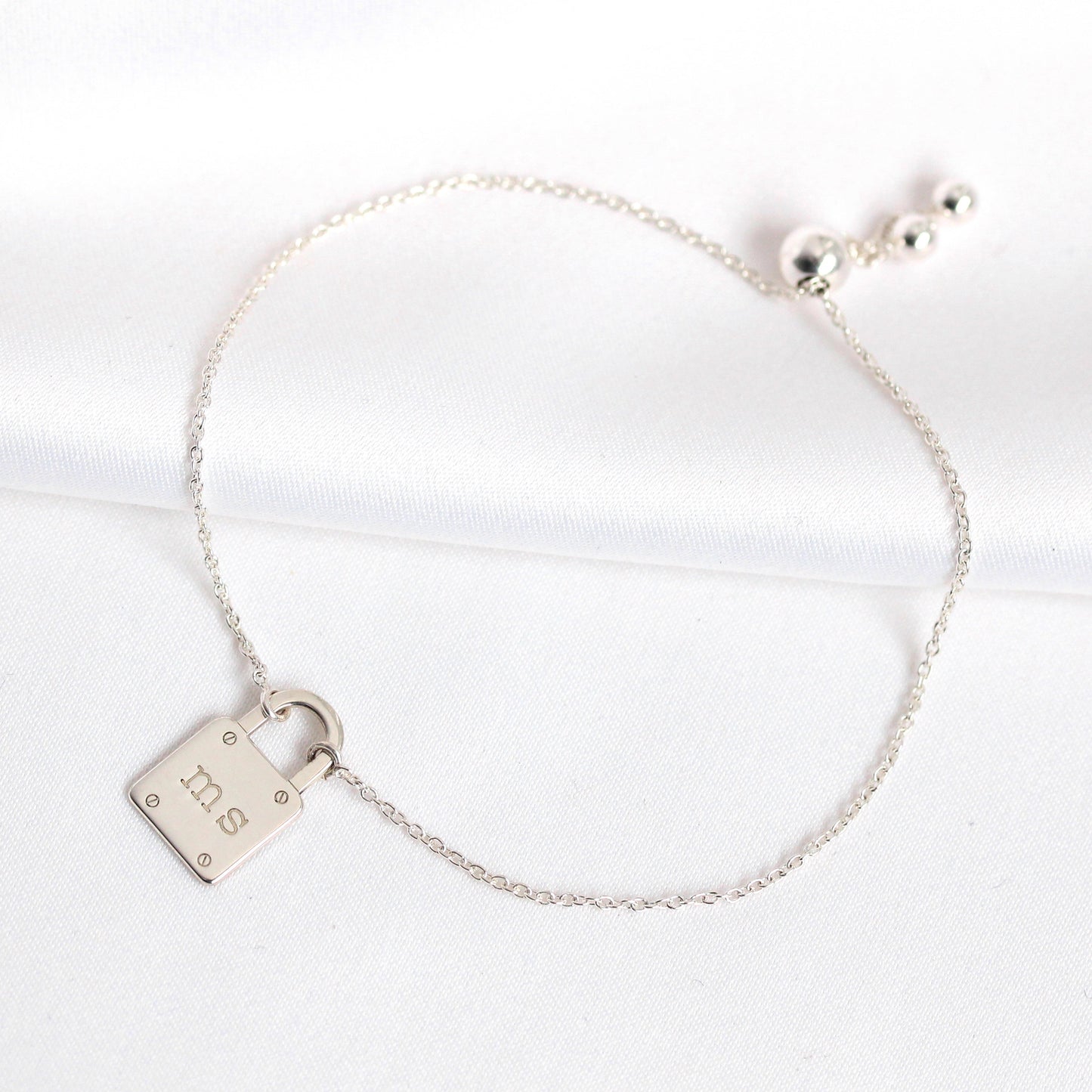 Bracelet cadenas personnalisé en argent sterling avec initiales