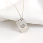 Collier personnalisé en argent sterling avec initiales de carte à jouer