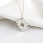 Collier personnalisé en argent sterling avec initiales de carte à jouer