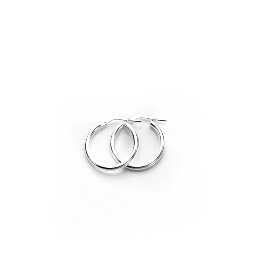Boucles d'oreilles créoles en argent sterling de 2 mm