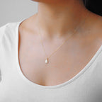 Collier en or 9 carats avec médaille de Marie miraculeuse
