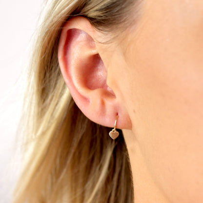 Boucles d'oreilles créoles en or 9 carats en forme de cœur