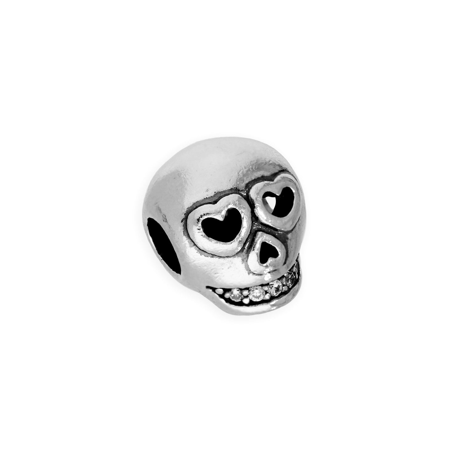 Breloque en argent sterling et cristal CZ transparent en forme de tête de mort avec cœurs