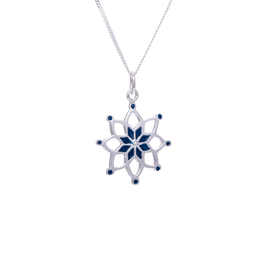 Collier attrape-rêves en argent sterling et émail bleu