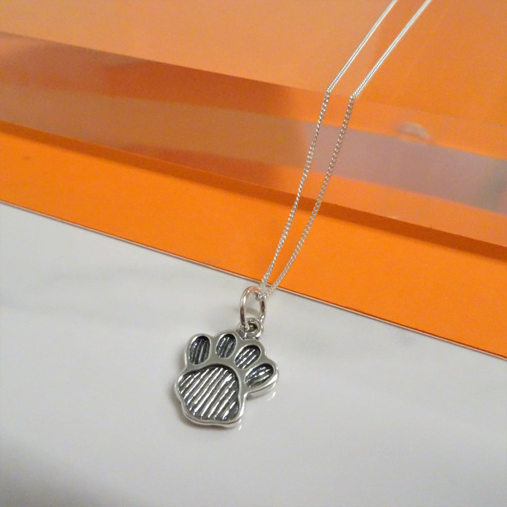 Grand collier en argent sterling avec empreintes de pattes d'animaux