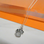 Grand collier en argent sterling avec empreintes de pattes d'animaux