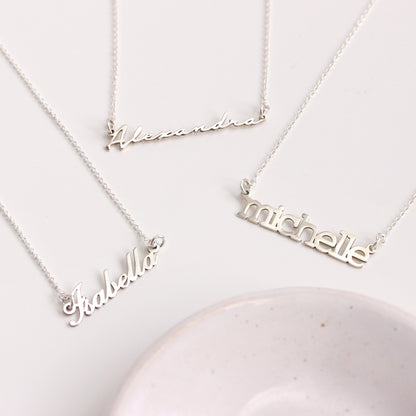 Collier personnalisé en argent sterling avec nom