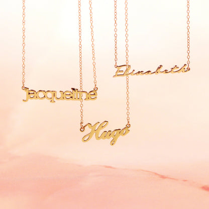 Collier personnalisé avec nom en or 9 carats