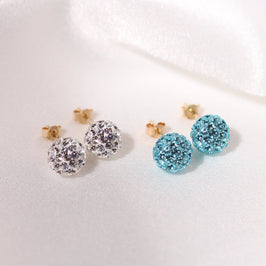 Boucles d'oreilles à tige en or jaune 9 carats avec cristaux pavés de 7 mm