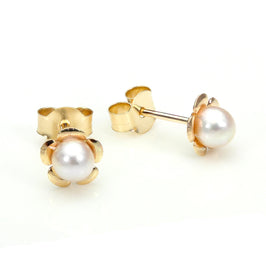 Boucles d'oreilles à tige en or jaune 9 carats avec perles et fleurs