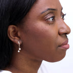 Boucles d'oreilles pendantes en or jaune 9 carats avec perles artificielles